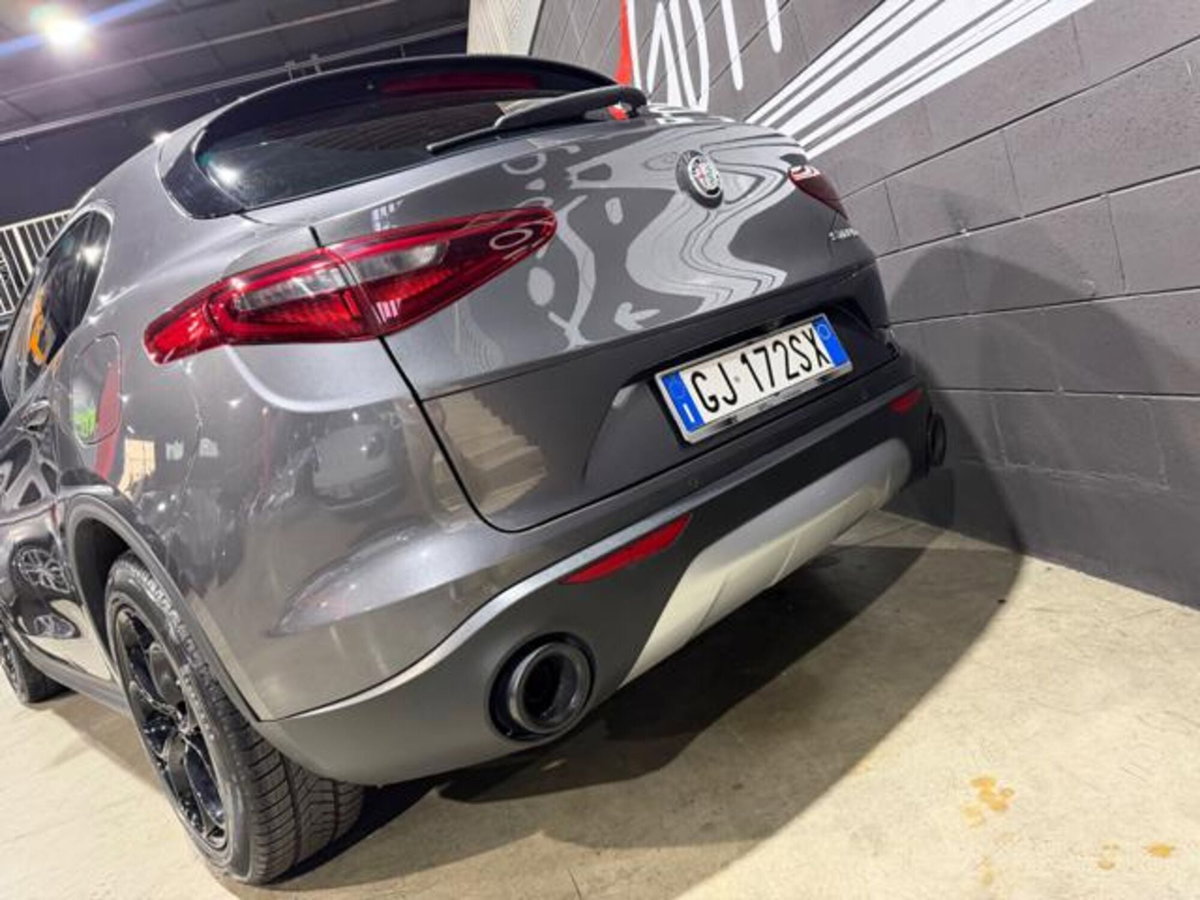 Alfa Romeo Stelvio Stelvio 2.2 Turbodiesel 160 CV AT8 RWD Sprint (9)