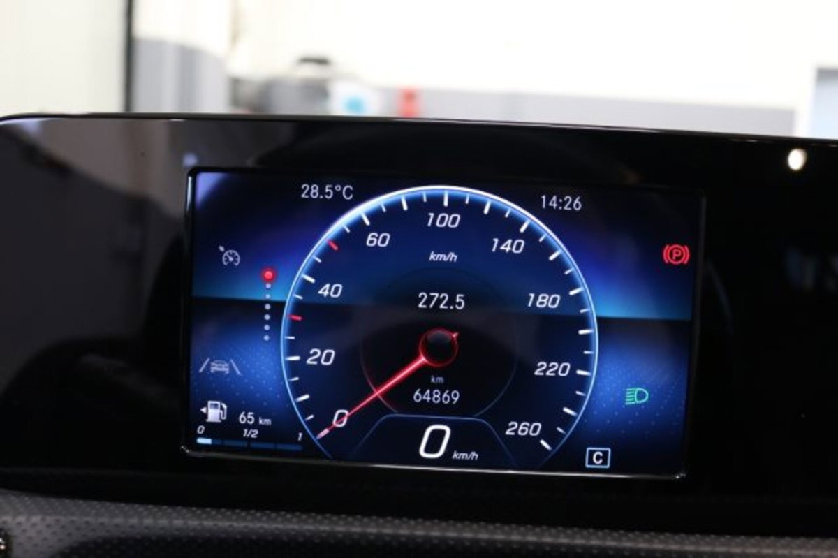 Mercedes-Benz Classe A Sedan 180 Automatic 4p. Sport (18)