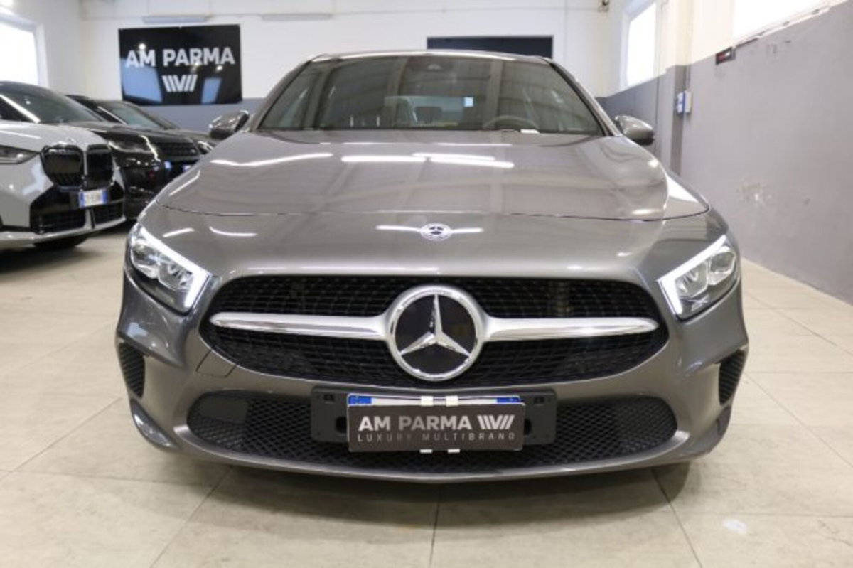 Mercedes-Benz Classe A Sedan 180 Automatic 4p. Sport (2)