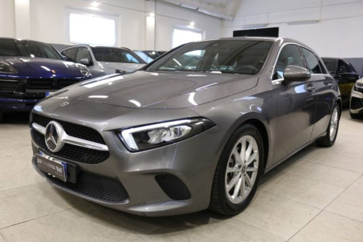 Mercedes-Benz Classe A Sedan 180 Automatic 4p. Sport (3)