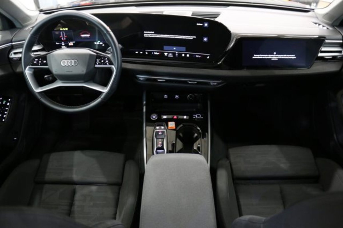 Audi A6 Avant 40 2.0 TDI quattro ultra S tronic Business (7)