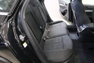 Audi A6 Avant 40 2.0 TDI quattro ultra S tronic Business (9)