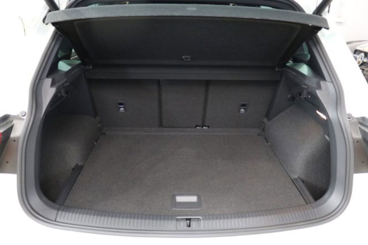 Volkswagen Tiguan 1.5 TSI 150 CV DSG ACT R-Line (9)