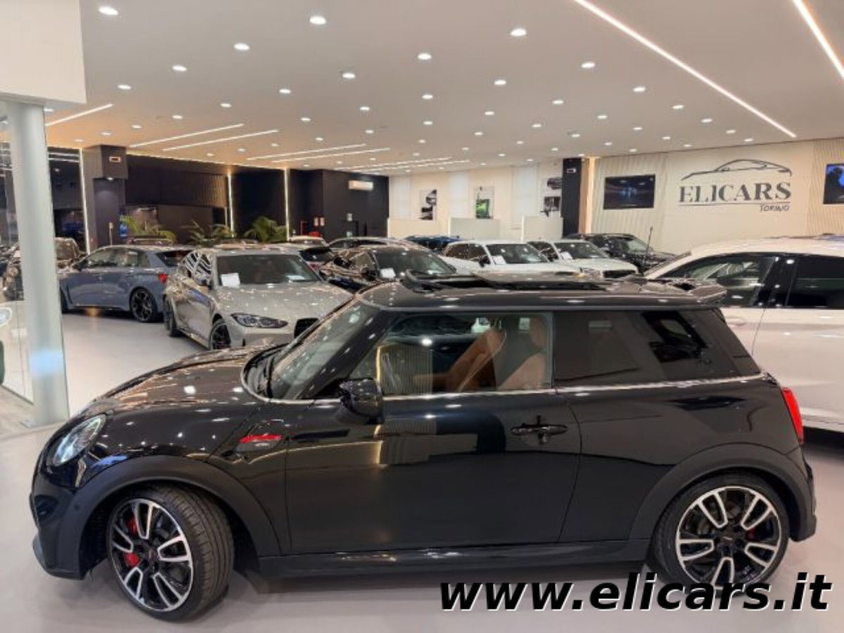 MINI Mini 2.0 John Cooper Works JCW (2)