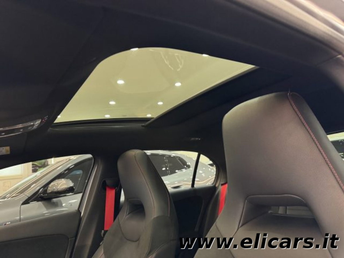 Mercedes-Benz Classe A 45S AMG 4Matic+ (13)