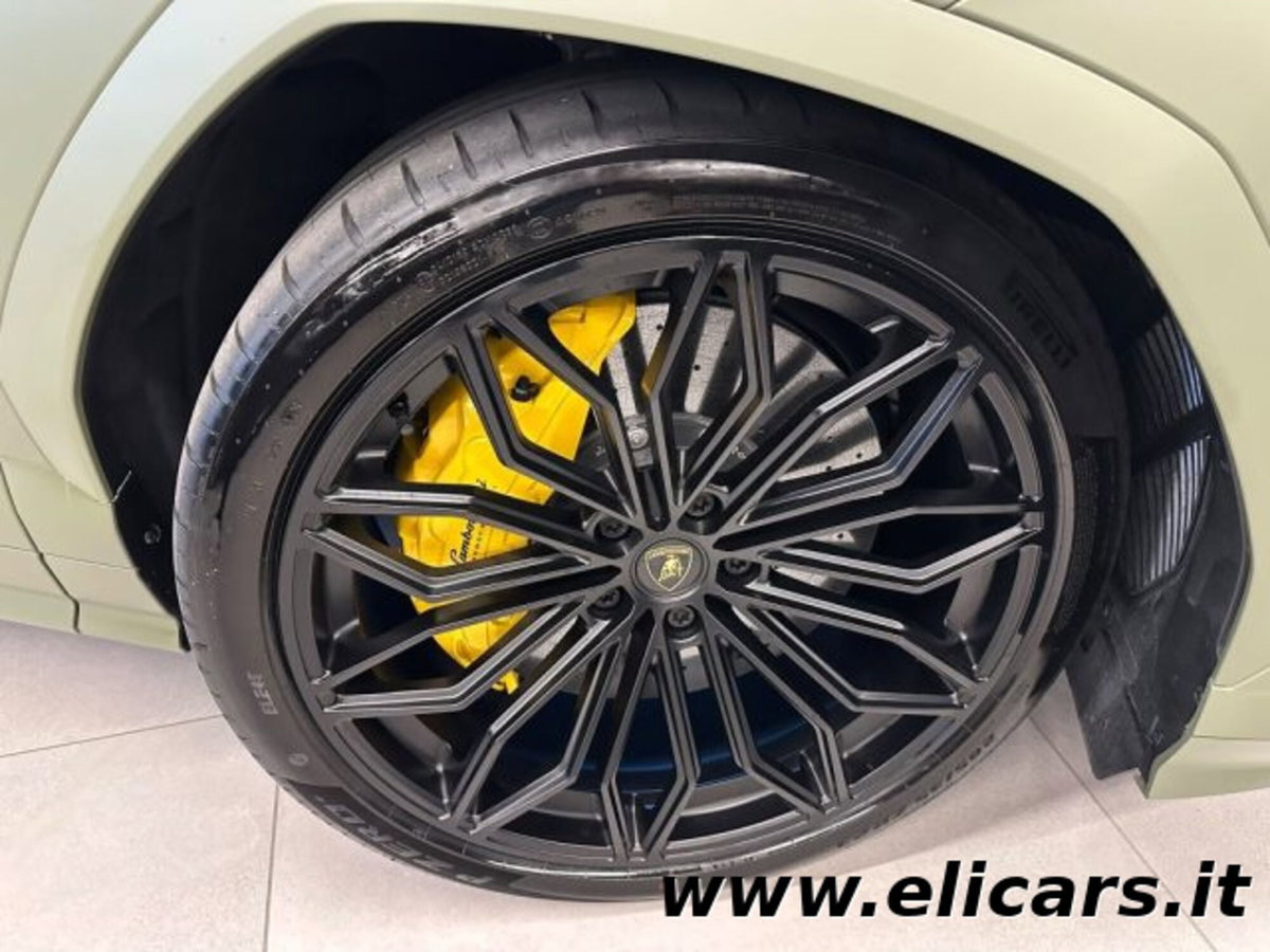 Lamborghini Urus 4.0 (7)