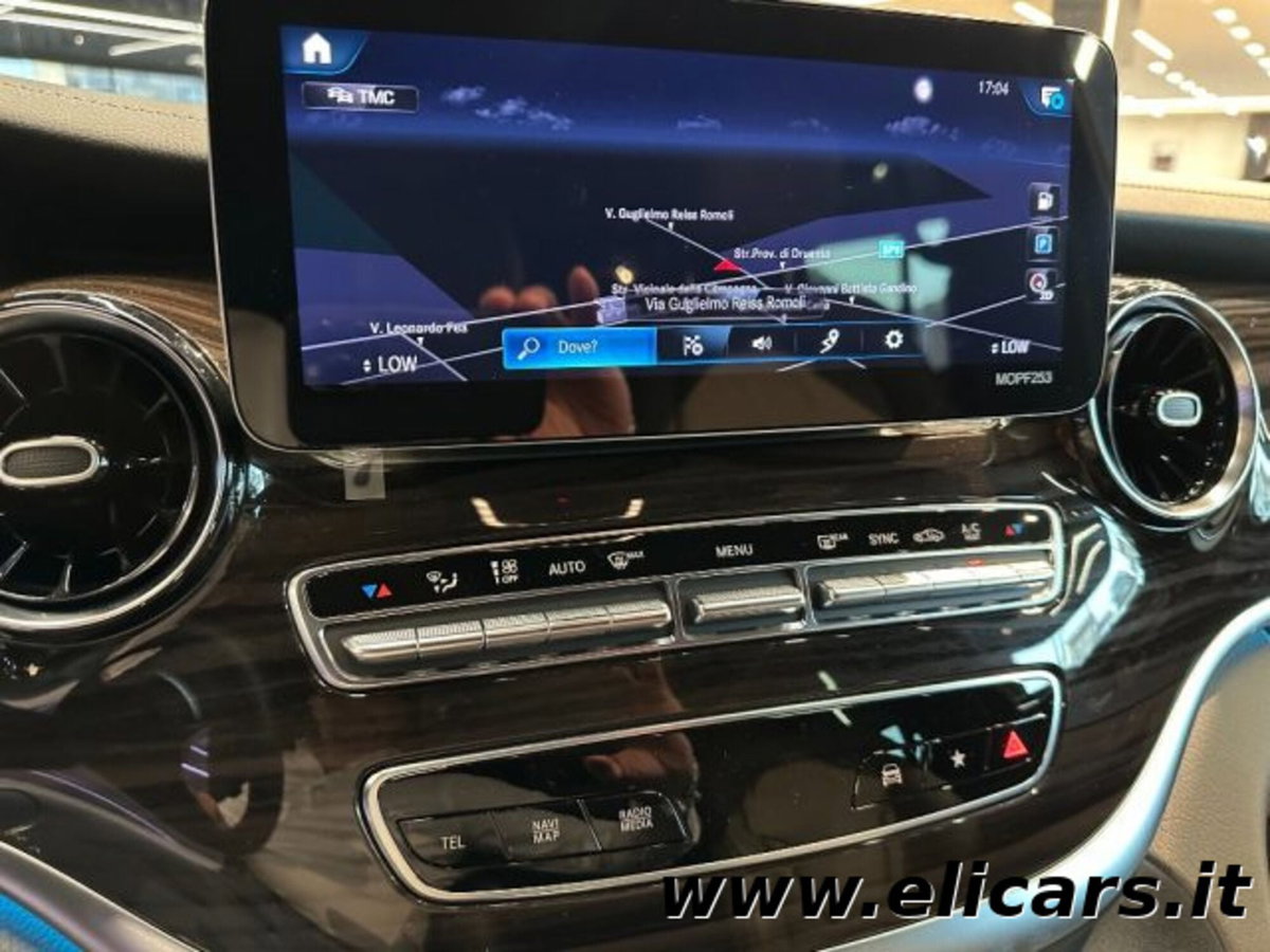 Mercedes-Benz Classe V Extralong 300 d Exclusive 4matic auto (11)