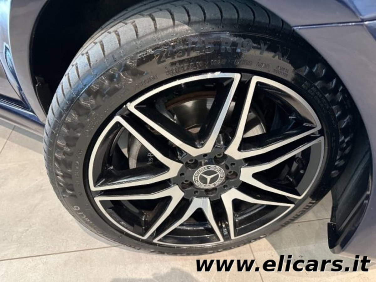 Mercedes-Benz Classe V Extralong 300 d Exclusive 4matic auto (20)