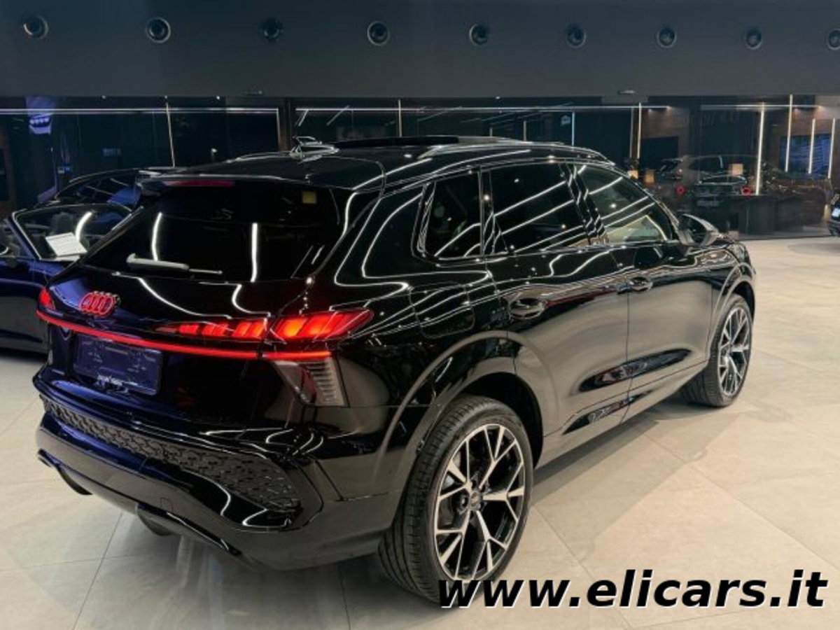 Audi Q3 Sportback 2.0 tfsi S line edition quattro 204cv s-tronic (17)