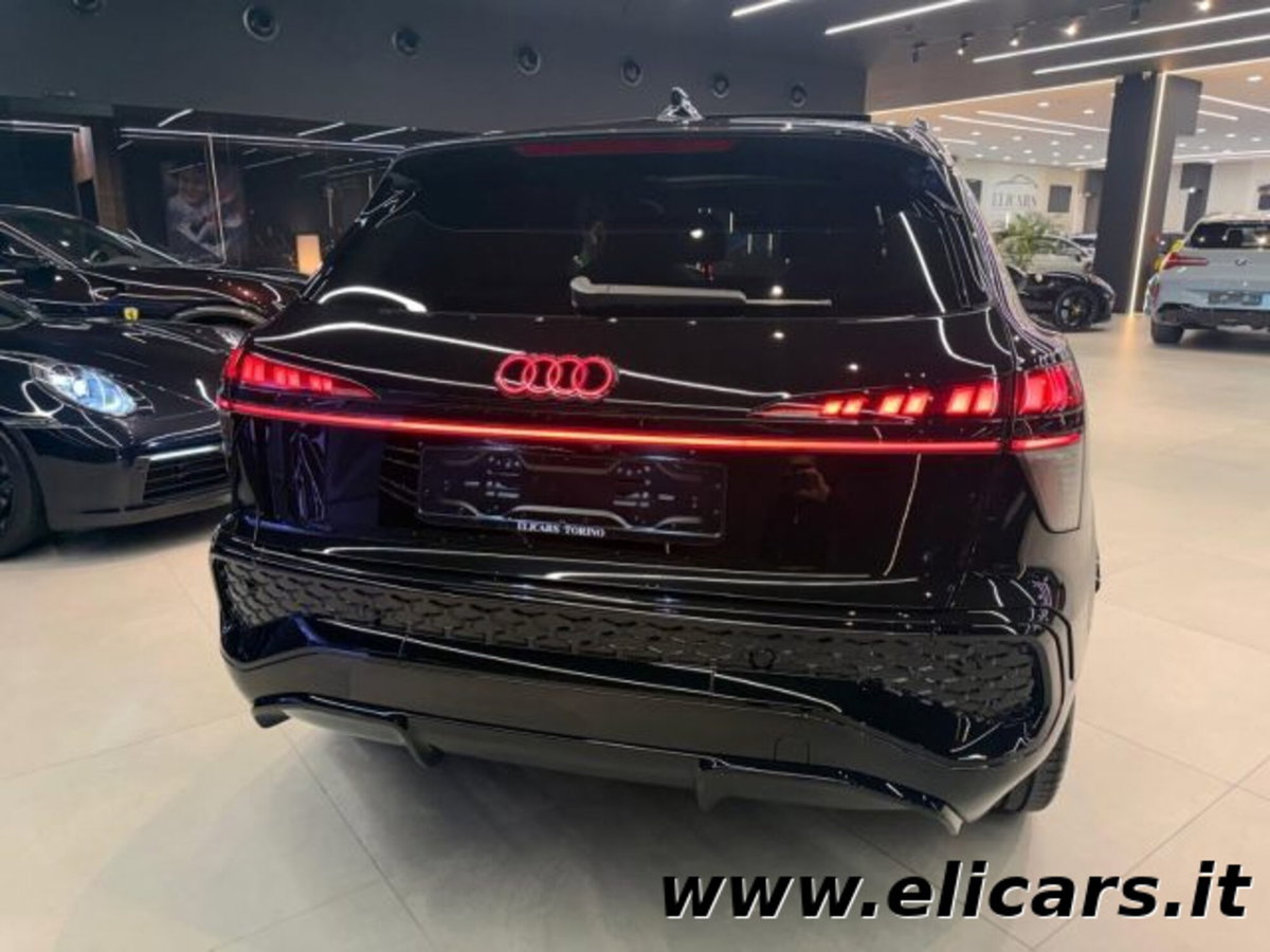 Audi Q3 Sportback 2.0 tfsi S line edition quattro 204cv s-tronic (4)