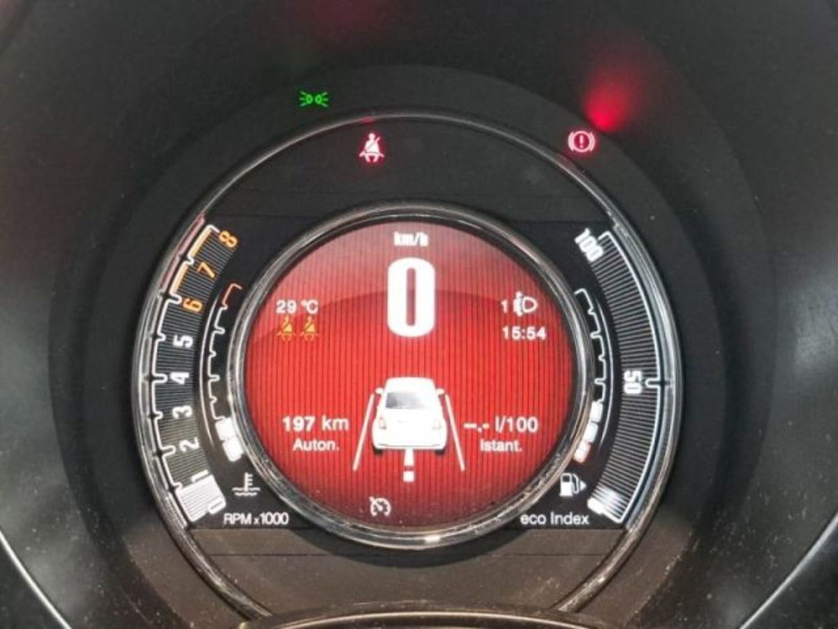 Fiat 500 1.0 Hybrid Dolcevita (8)