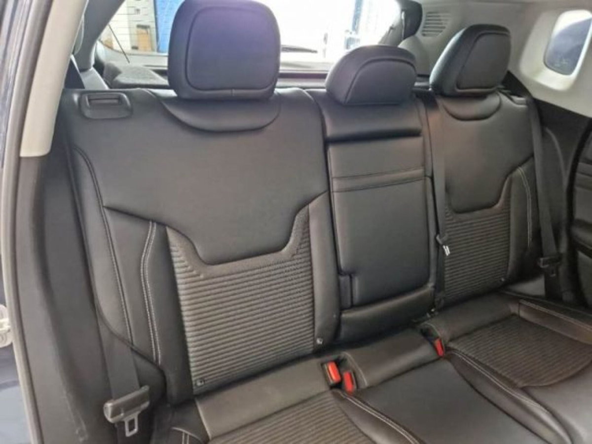 Jeep Compass 1.3 T4 190CV PHEV AT6 4xe Business Plus (12)