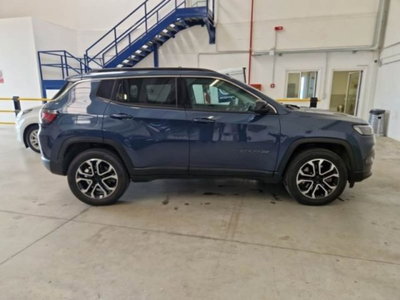 Jeep Compass 1.3 T4 190CV PHEV AT6 4xe Business Plus (2)