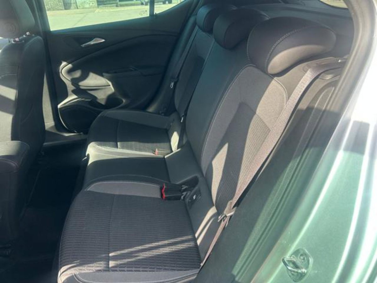Opel Astra 1.5 CDTI 122 CV S&S AT9 5 porte Business Elegance (6)