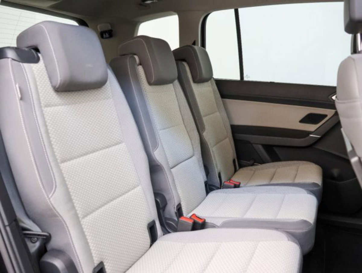 Volkswagen Touran 1.5 tsi Edition 150cv (10)