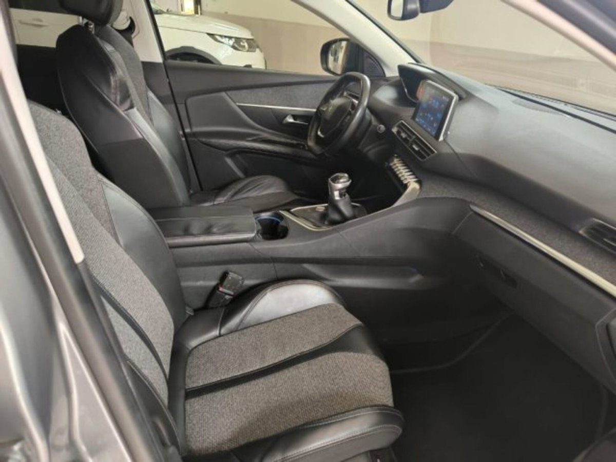 Peugeot 3008 BlueHDi 150 S&S Allure (6)