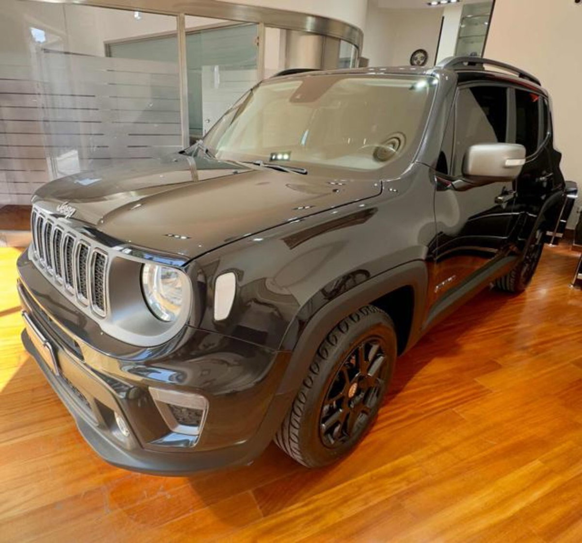 Jeep Renegade 1.6 Mjt 120 CV Limited (3)