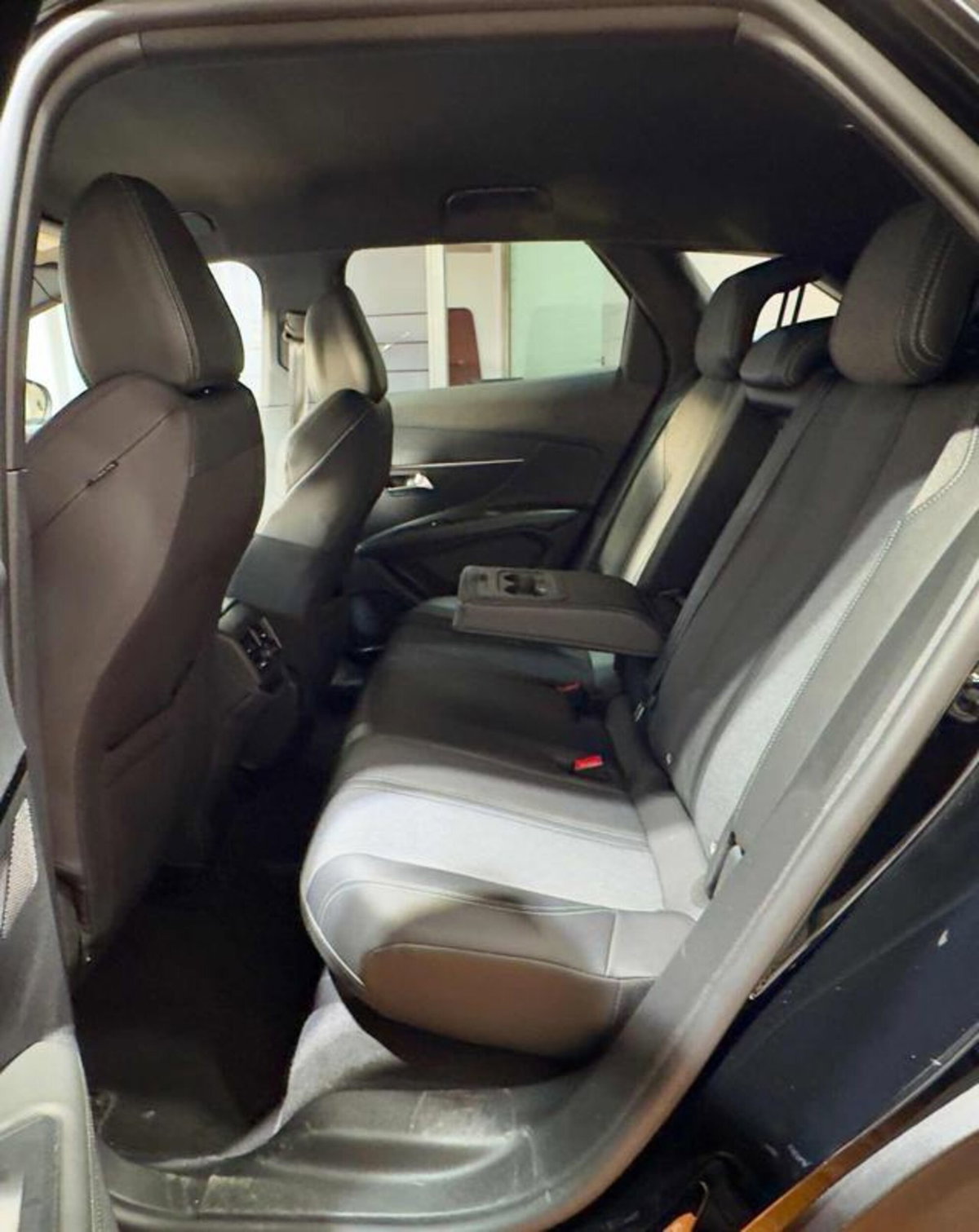 Peugeot 3008 BlueHDi 130 S&S EAT8 Allure Pack (10)