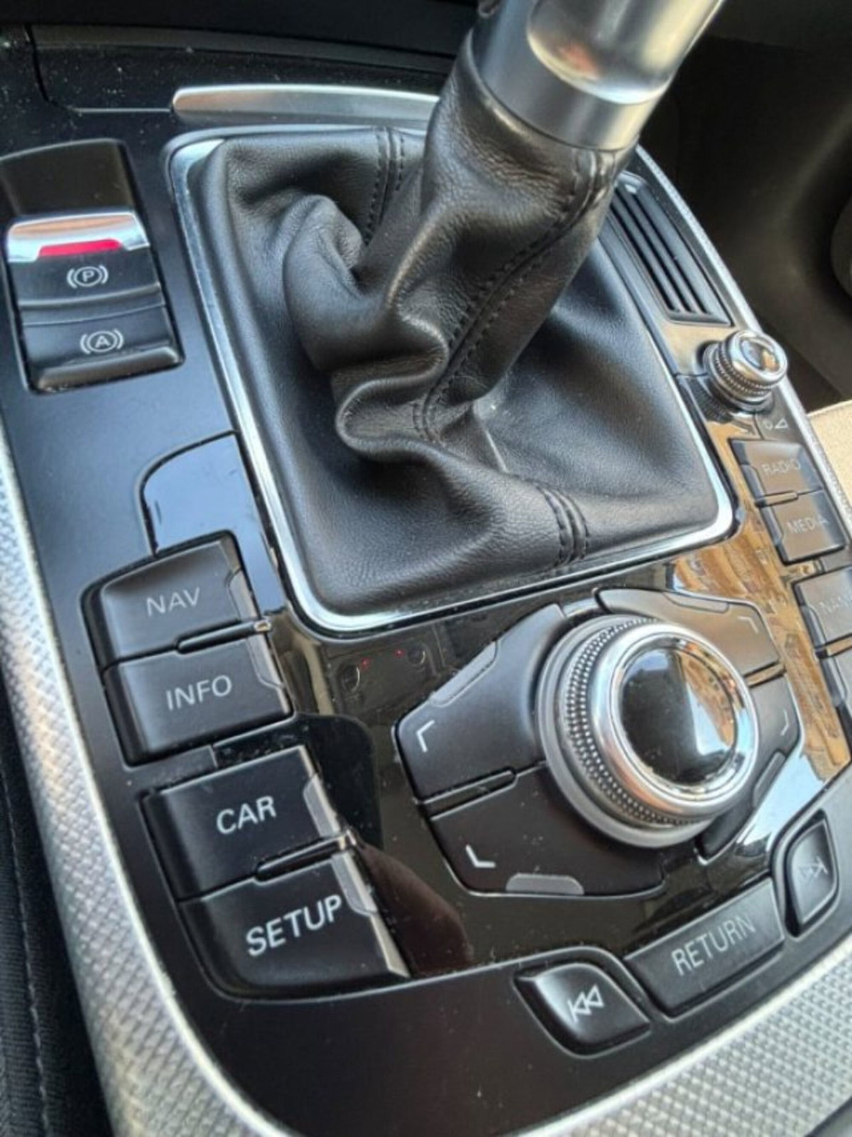 Audi A4 Avant 2.0 TDI 177CV Advanced (11)
