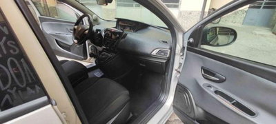 Lancia Ypsilon 1.2 69 CV 5 porte Elefantino (12)