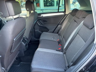Volkswagen Tiguan 2.0 tdi R-Line 150cv dsg (8)