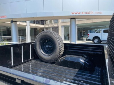 Land Rover Defender 130 2.4 TD4 CrewCab S (11)