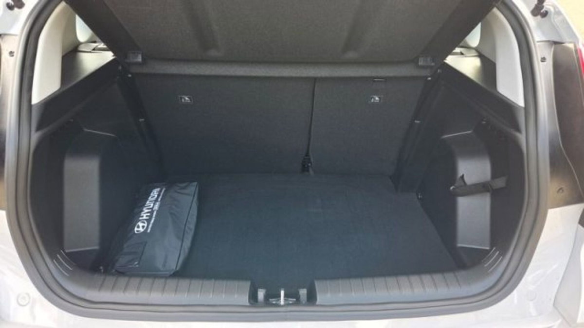 Hyundai Bayon 1.2 mpi Xline mt (11)