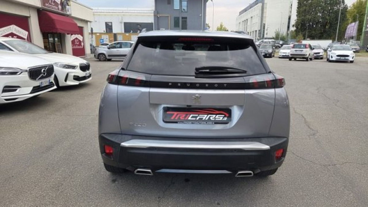 Peugeot 2008 PureTech 100 S&S Allure Navi Pack (4)
