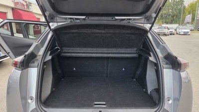 Peugeot 2008 PureTech 100 S&S Allure Navi Pack (8)