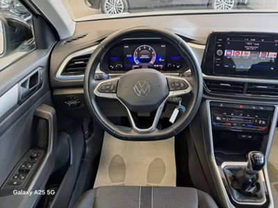 Volkswagen T-Roc 1.0 tsi Edition 110cv (12)