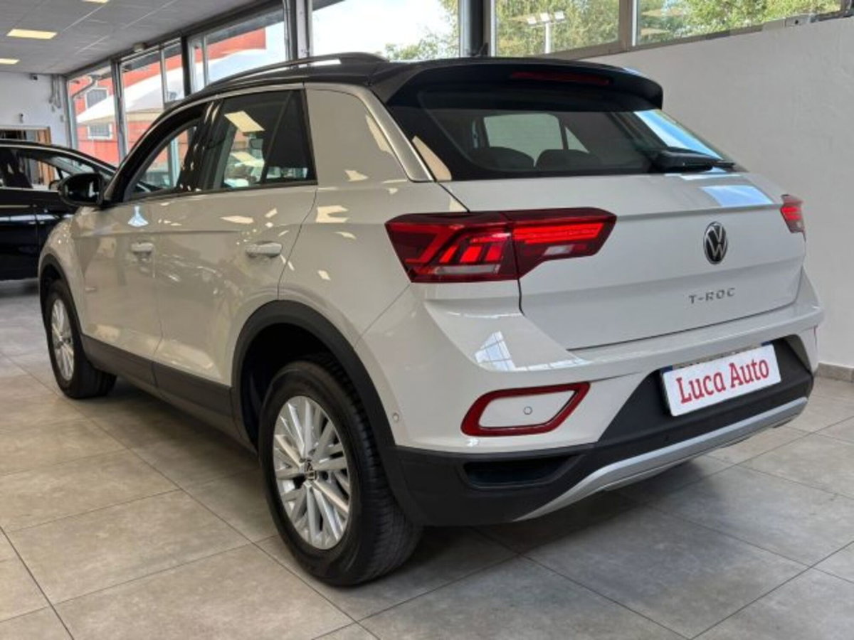 Volkswagen T-Roc 1.0 tsi Edition 110cv (6)