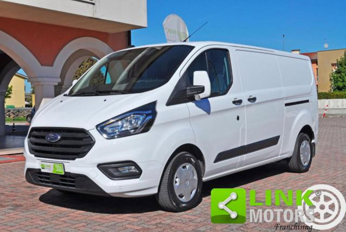 Ford Transit Custom Furgone 300 2.0 EcoBlue 130 PL-DC Furgone Trend