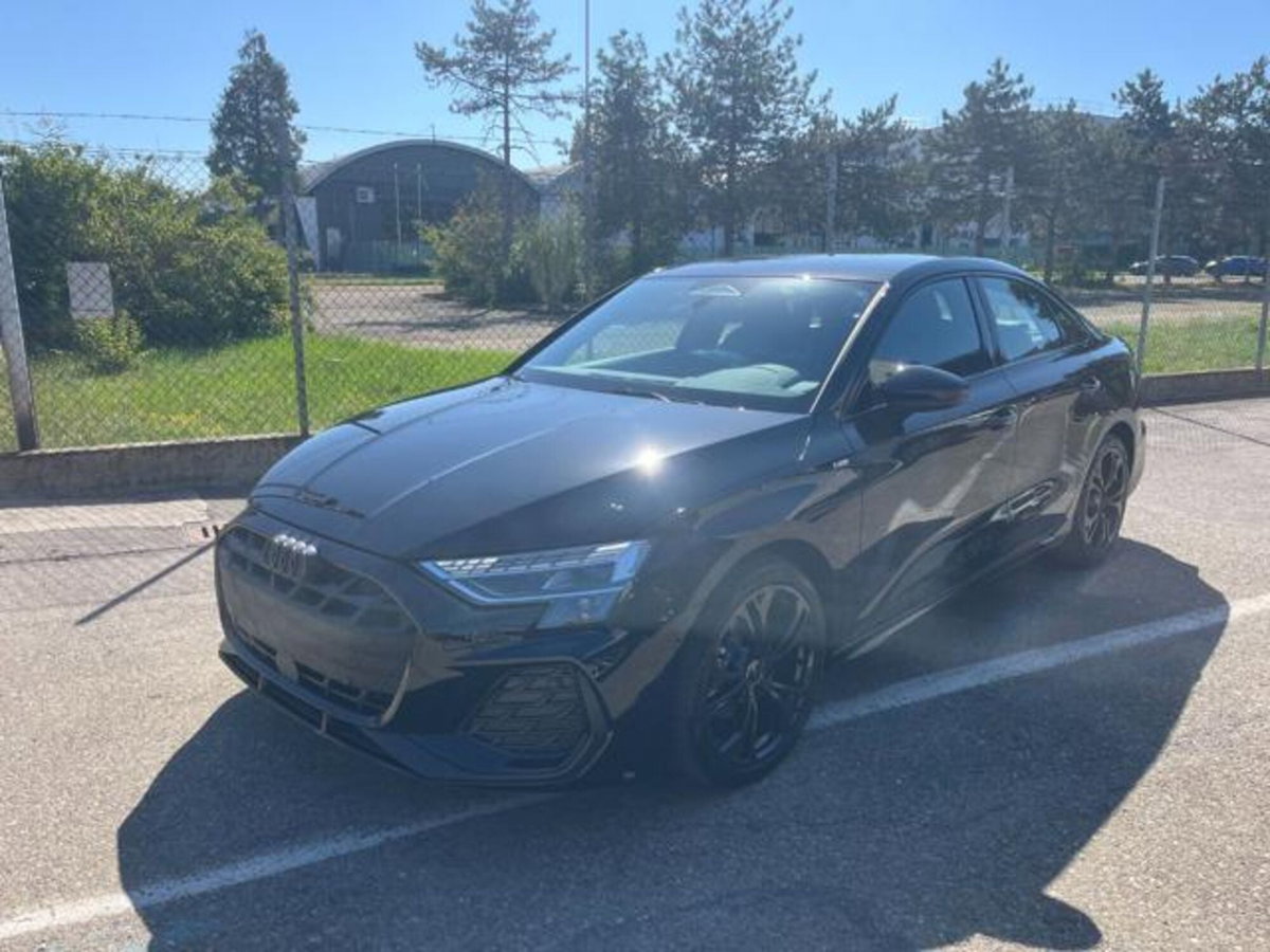 Audi A3 Sedan 35 TFSI S line edition (4)