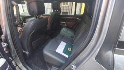 Land Rover Defender 110 2.0 si4 phev X-Dynamic SE awd 300cv auto (9)