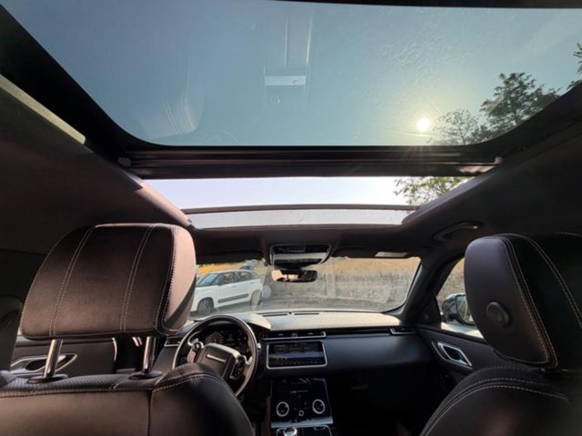 Land Rover Range Rover Velar 2.0D I4 240 CV R-Dynamic S (19)