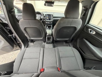 Volvo XC40 T2 Geartronic Momentum Core (12)