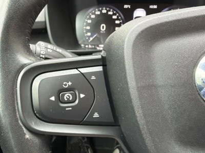 Volvo XC40 T2 Geartronic Momentum Core (15)