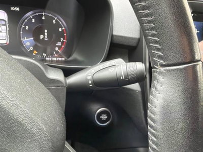 Volvo XC40 T2 Geartronic Momentum Core (16)