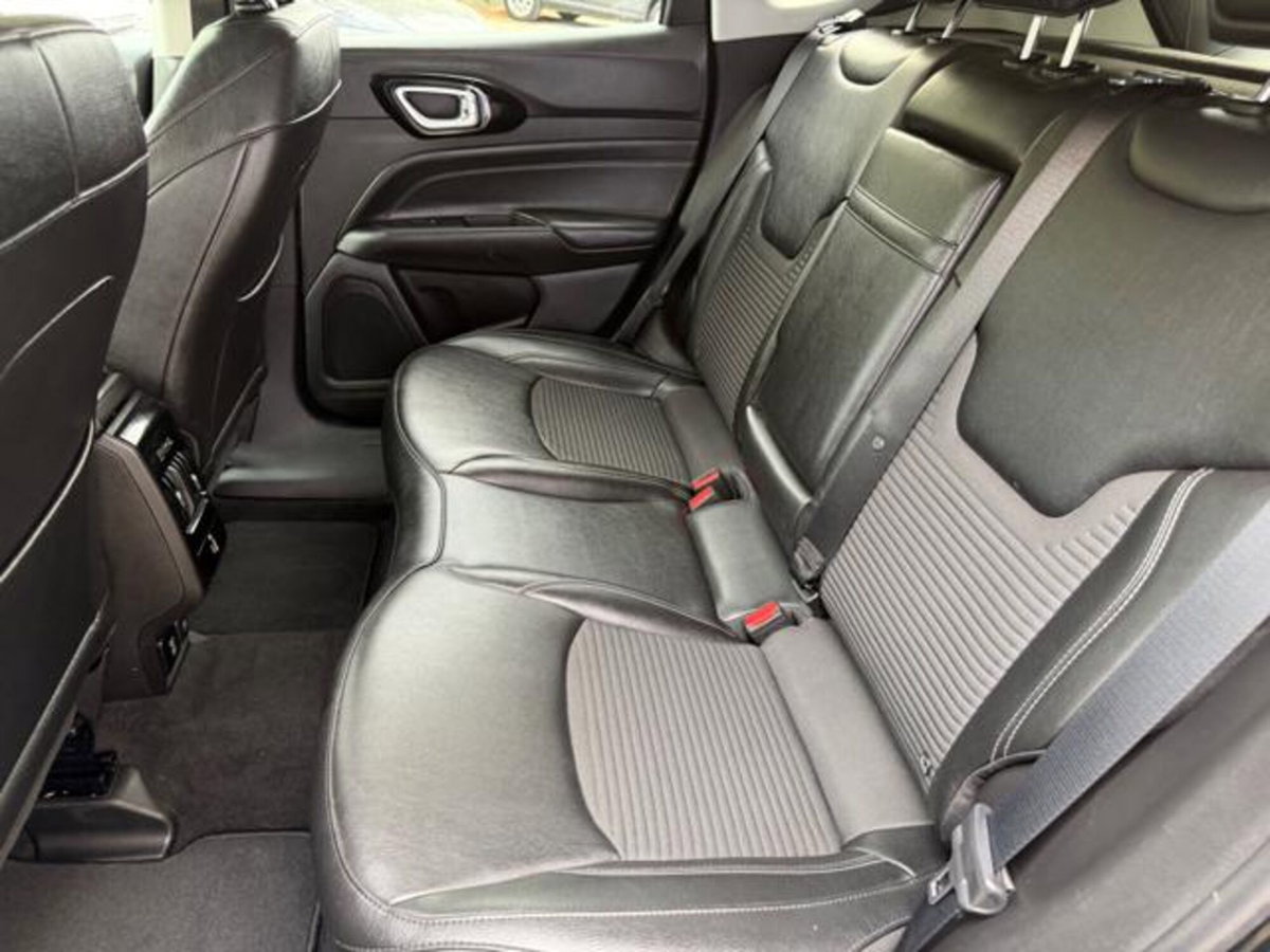 Jeep Compass 1.3 T4 190CV PHEV AT6 4xe Limited (12)