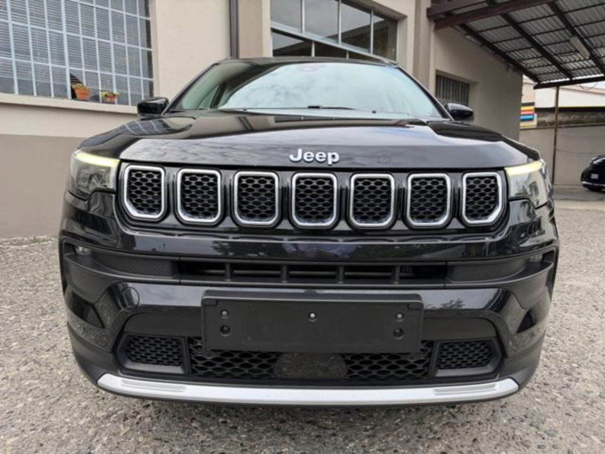 Jeep Compass 1.3 T4 190CV PHEV AT6 4xe Limited (2)