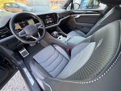 Volkswagen Touareg 3.0 V6 tdi scr R-Line Final Edition 286cv auto (11)