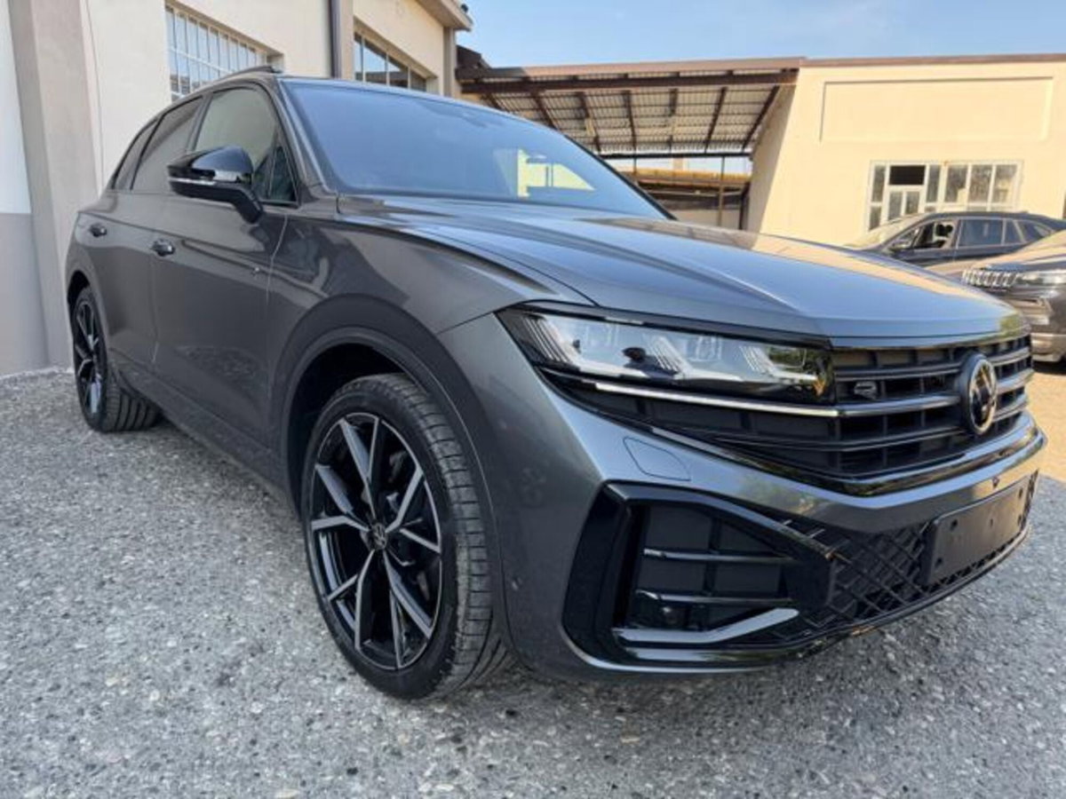 Volkswagen Touareg 3.0 V6 tdi scr R-Line Final Edition 286cv auto (3)
