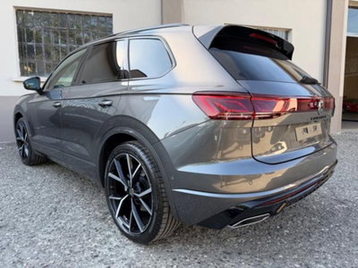 Volkswagen Touareg 3.0 V6 tdi scr R-Line Final Edition 286cv auto (4)