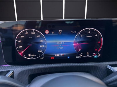 Mercedes-Benz Classe A 200 d AMG Line Premium Plus auto (11)