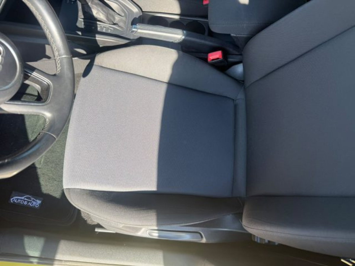 Audi A1 Sportback 25 TFSI S tronic Identity Black (10)
