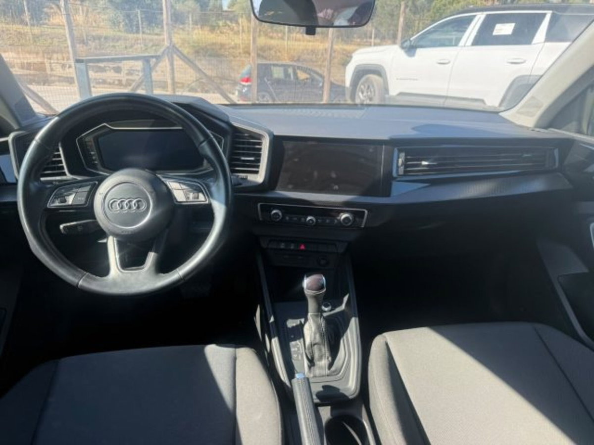 Audi A1 Sportback 25 TFSI S tronic Identity Black (7)
