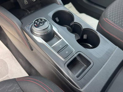 Ford Kuga 2.5 full hybrid Titanium 2wd 180cv auto (12)