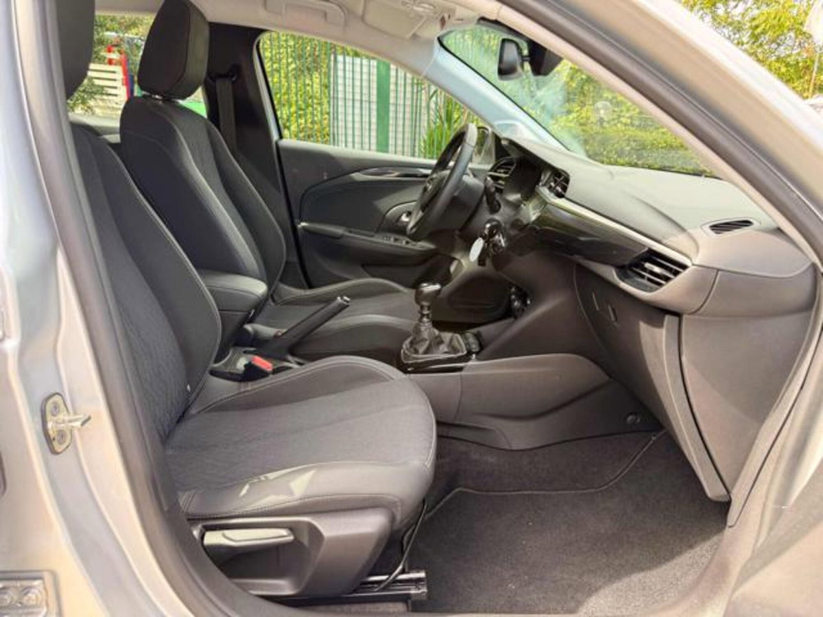 Opel Corsa 1.2 100 CV Elegance (9)
