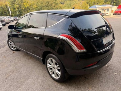 Lancia Delta 2.0 MJT DPF Executive (12)