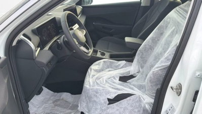 Volkswagen T-Roc 1.5 etsi Life 115cv dsg (11)